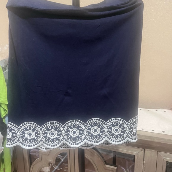 Talbots Navy Skirt with White Lace Trim - Picture 1 of 4